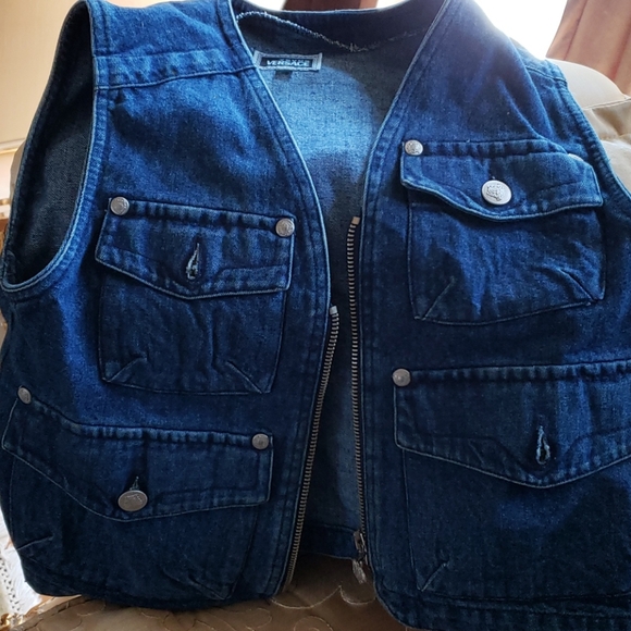 VERSACE 2 PIECE PANTS AND VEST. - Picture 4 of 5